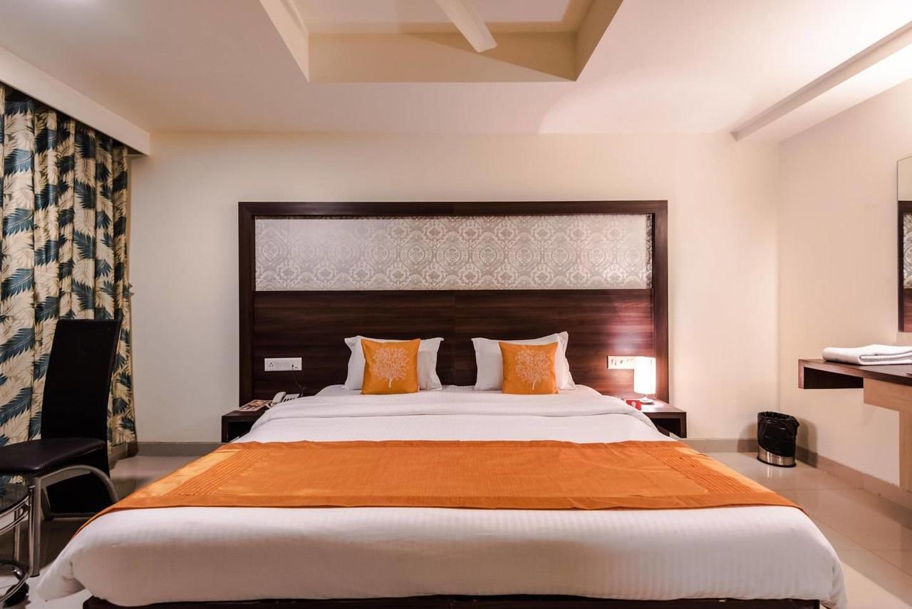 Hotel Veer Residency Panvel Exterior photo