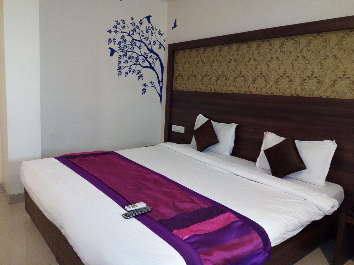 Hotel Veer Residency Panvel Exterior photo